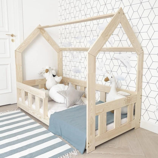 Lit Enfant en Bois Naturel avec Barri¨¨re de S¨¦curit¨¦ 60x120 cm - Mod¨¨le Cabane Milo