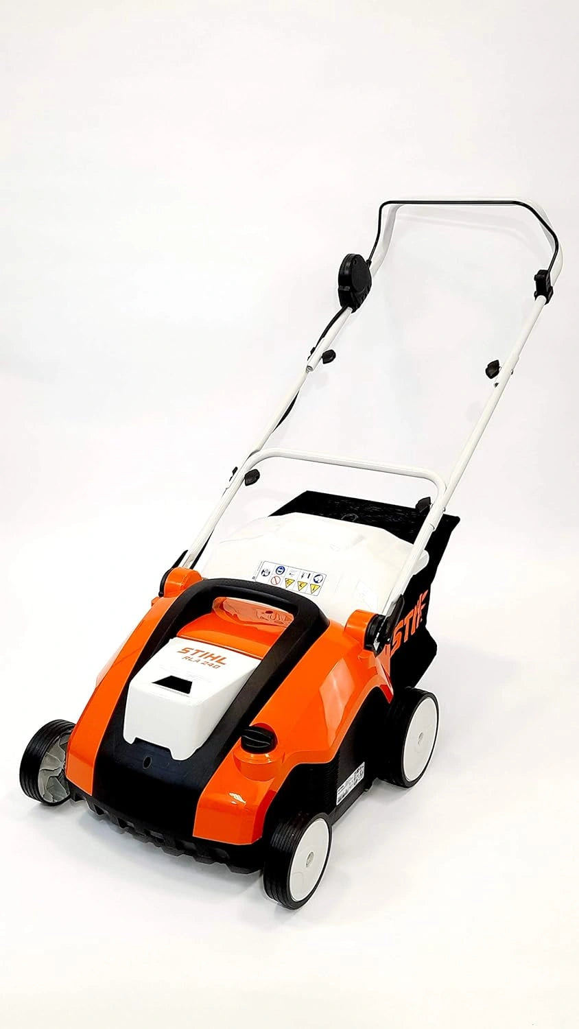 Scarificateur sans fil Stihl RLA 240 avec 2 batteries AK20 et chargeur AL101